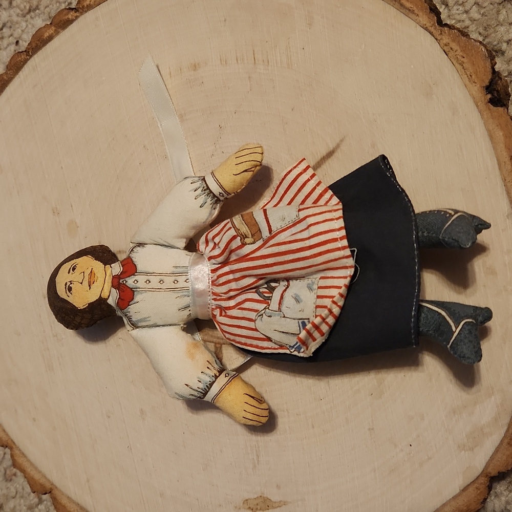 Vintage 1979 Hallmark Set 4 Doll Toys Davy Crockett Mark Twain & More - Picture 6 of 15